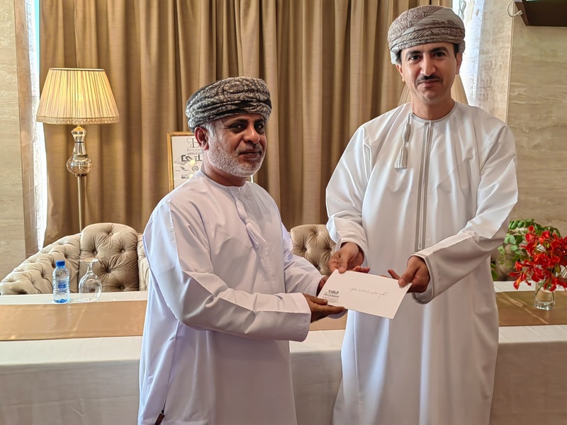 مدير عام تعليمية ظفار  يعقد لقاء مع فريق منظومة قياس الأداء الفردي والإجادة المؤسسية بتعليمية ظفار