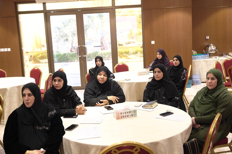 7157 طالباً وطالبة يؤدون امتحانات دبلوم التعليم العام بجنوب الباطنة في 38 مركزا