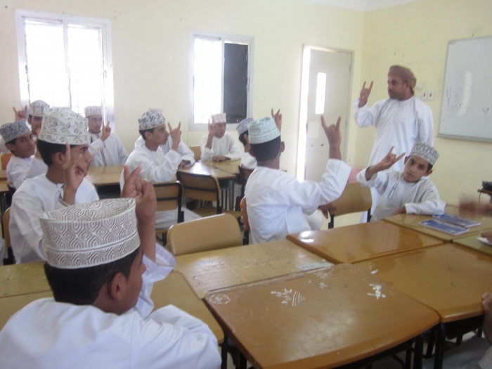 محاضرة  عن للغة الإشارة بمركز أبو قحطان