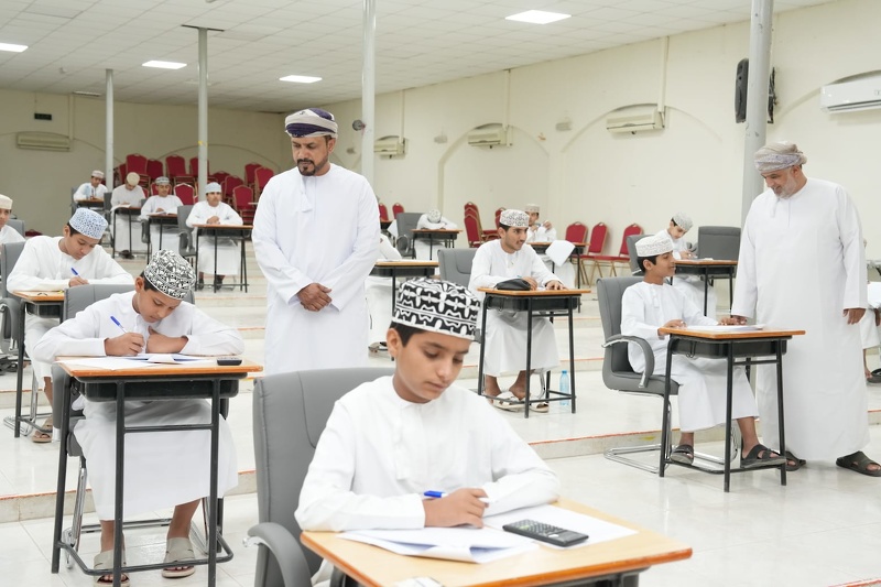 انطلاق اختبارات تصفيات أولمبيات الوطنية العلمية لمواد العلوم والرياضيات