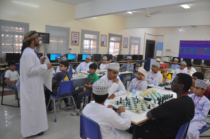  للأسبوع الثاني على التوالي تواصل فعاليات المراكز الصيفية للطلبة بمحافظة الظاهرة