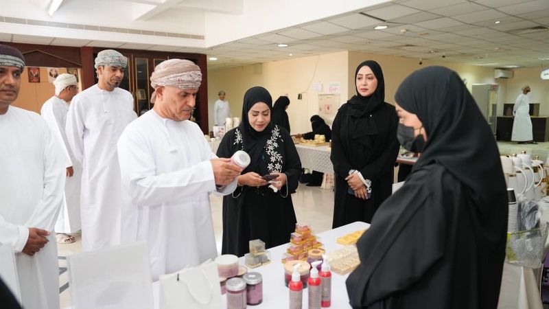 ملتقى قافلة الأسر المنتجة يحط رحالها في أولى محطاتها بتعليمية جنوب الشرقية