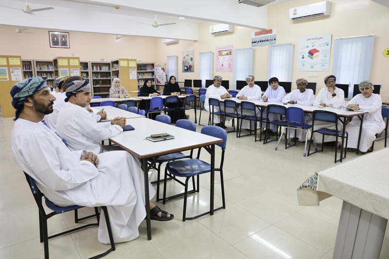 *زيارة لتبادل الخبرات بين تعليمية جنوب الباطنة وتعليمية شمال الباطنة في مجال التعليم المهني والتقني*