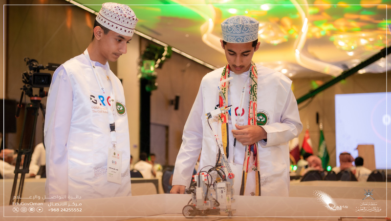 لتبادل المعارف والمهارات في مجال الروبوت التعليمي الأولمبياد الخليجي للروبوت منافسة في الابتكار والتأثير المجتمعي
