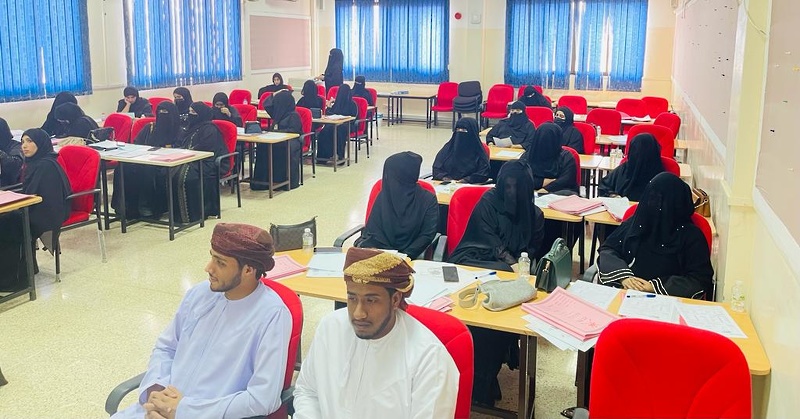 بدء المقابلات الشخصية لتعيينات أعضاء الهيئة التدريسية للمعلمين للعام الدراسي 2021/2022م بتعليمية ظفار