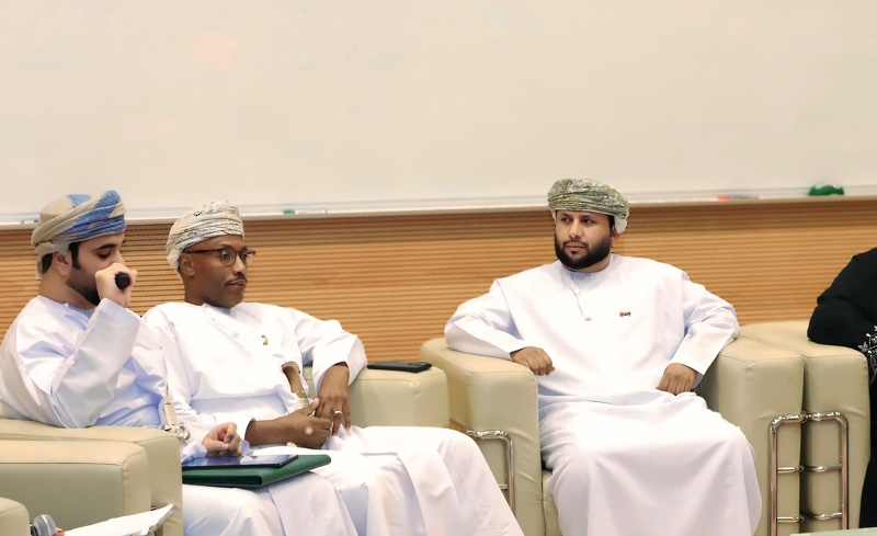 تعليمية ظفار تشارك في احتفالية اليوم العالمي للطفل