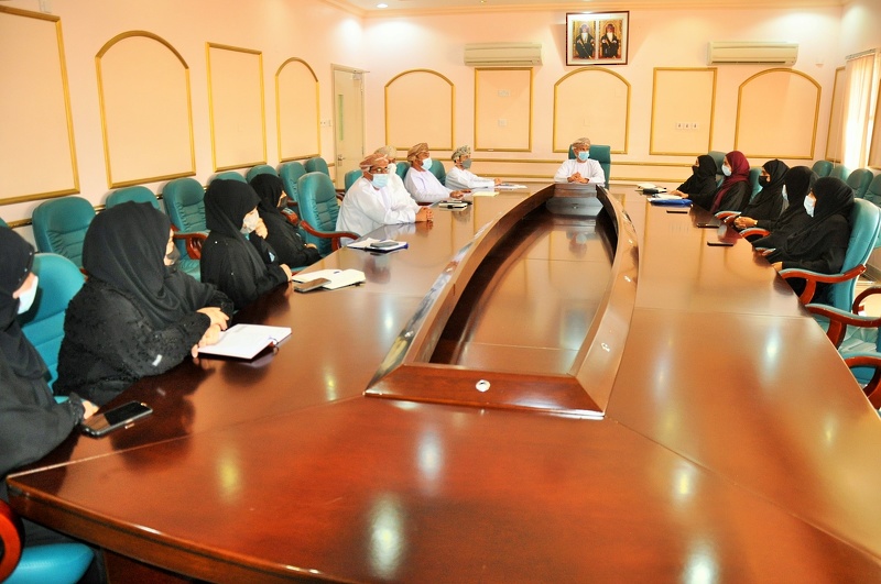 فريق من المدارس الخاصة بوزارة التربية والتعليم يزور تعليمية محافظة الظاهرة 