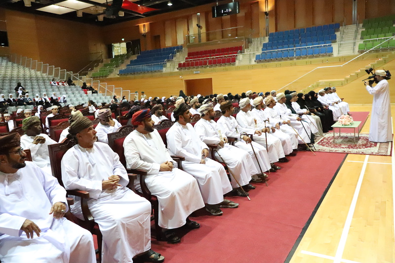 ختام الأسبوع الوطني للعلوم والتكنولوجيا والهندسة والرياضيات بتعليمية ظفار