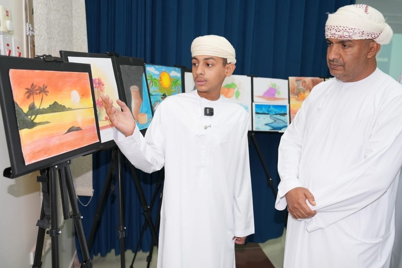افتتاح معرض الفنون الطلابي ( أنامل واعدة تلوح في الأفق ) بمدرسة قتيبة للتعليم الأساسي