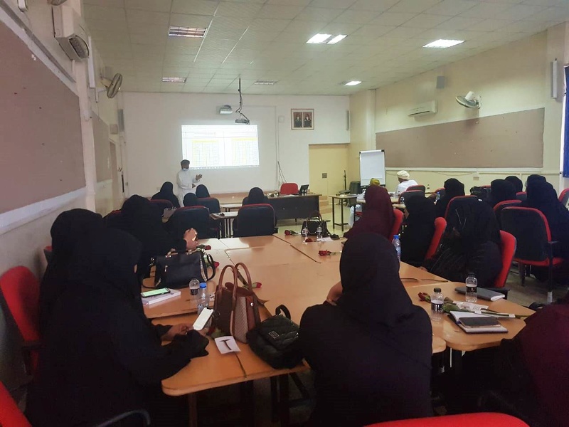 اللقاء التربوي لوحدة إشراف المجال الثاني بالمعلمات الأوائل بتعليمية ظفار