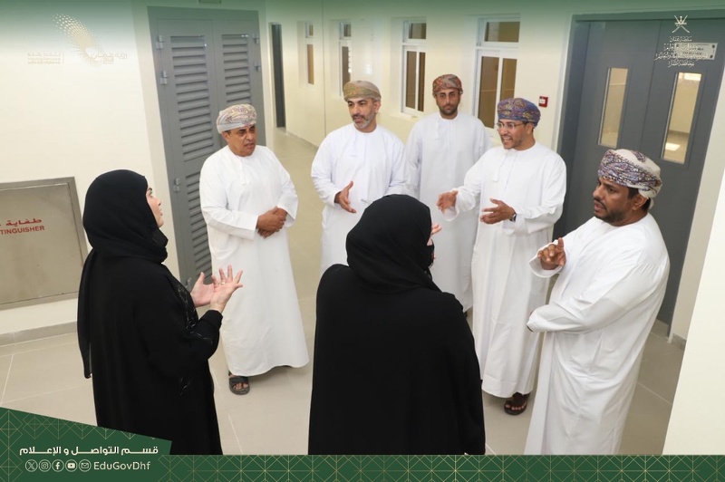 استلام مبنى مدرسة واحة الأمل للتعليم الأساسي (9–12) للبنات بولاية صلالة