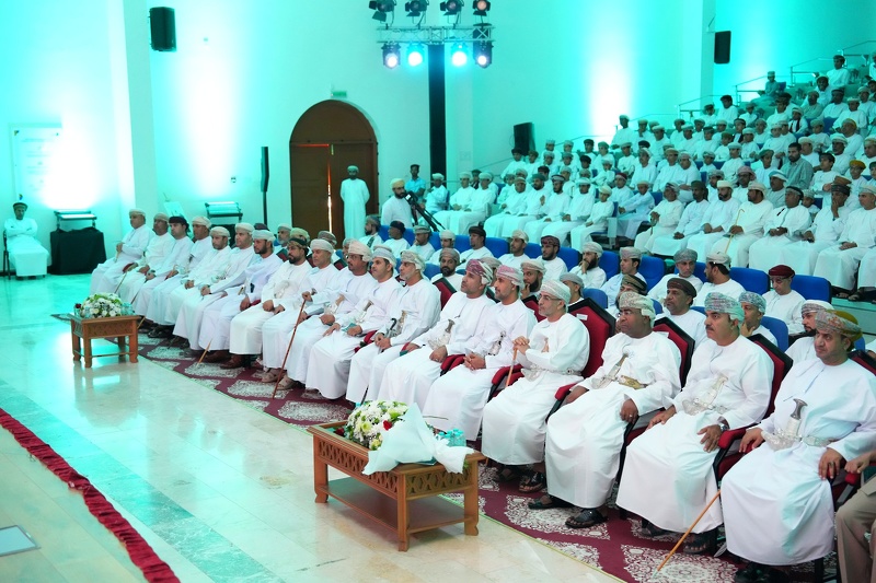 بدعم من أوميفكوتعليمية جنوب الشرقية تحتفل بجائزة أوميفكو للإجادة العلمية لتكريم الطلبة المجيدون دراسيا