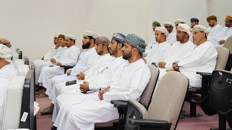 تعليمية جنوب الشرقية تستعد لأداء امتحانات دبلوم التعليم العام للفصل الدراسي الأول 2025/ 2026م