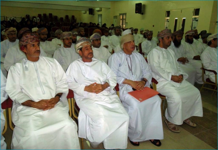 تعليمية محافظة الداخلية تحتفل باليوم العربي للمكتبات