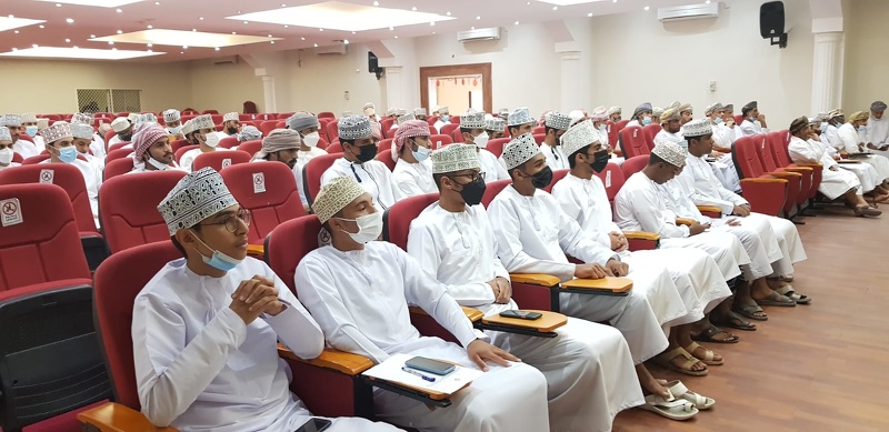 تنظيم محاضرة تعريفية للكلية العسكرية التقنية بتعليمية محافظة الظاهرة