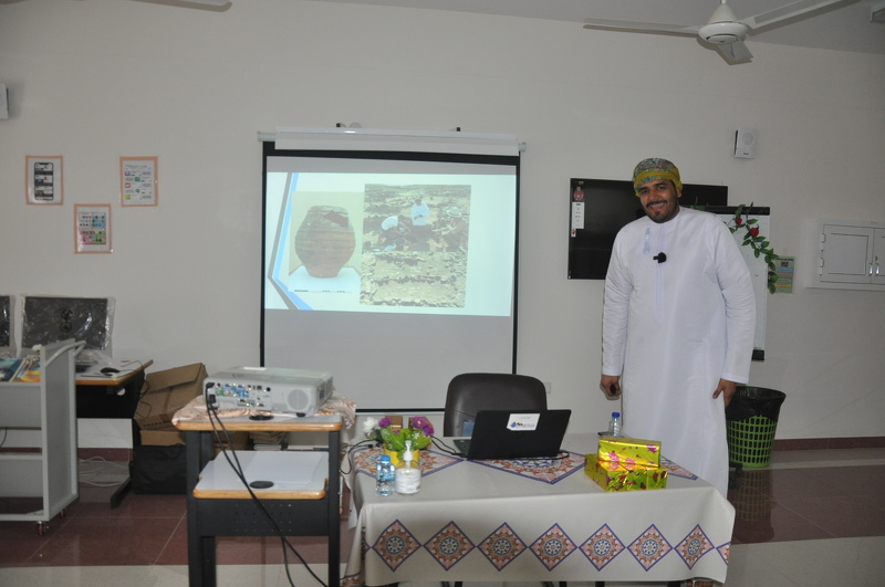 تحت شعار صيفي رؤية وبناء تواصل مناشط المراكز الصيفية بمحافظة الظاهرة 