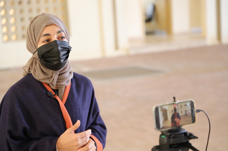 فريق دائرة الإعلام التربوي يختتم زيارته لتعليمية ظفار