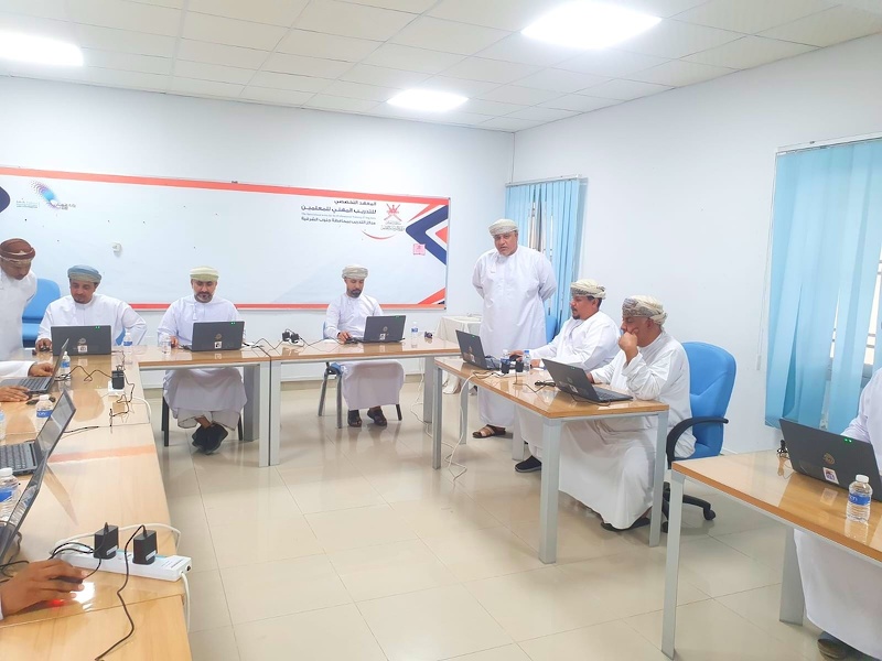 بدء امتحانات المترشحين للوظائف الإشرافية والإدارية بجنوب الشرقية 