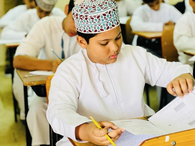 تنفيذ الاختبارات الوطنية للصفوف المرحلية بتعليمية ظفار