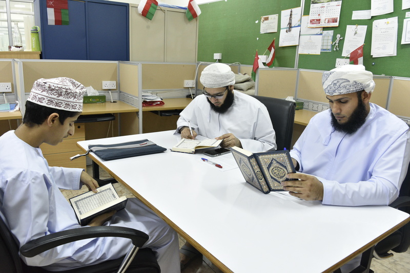 انطلاق مسابقة التلاوة والصوت الحسن