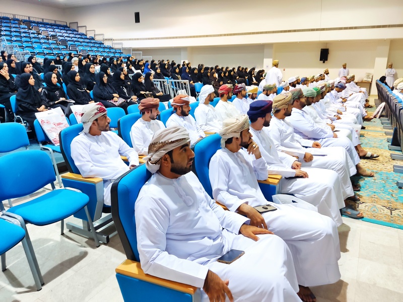 تنظيم لقاء تعريفي للمعلمين الجدد بتعليمية محافظة الظاهرة