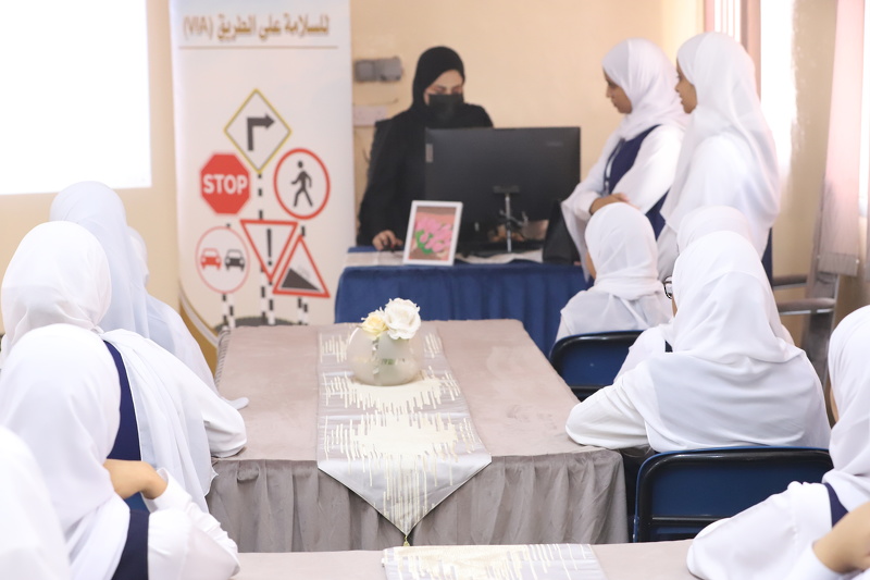  اختتم اليوم  الفريق المركزي  لمشروع أصدقاء الطريق  زيارته لمدرسة النور  للتعليم الأساسي(5-10).