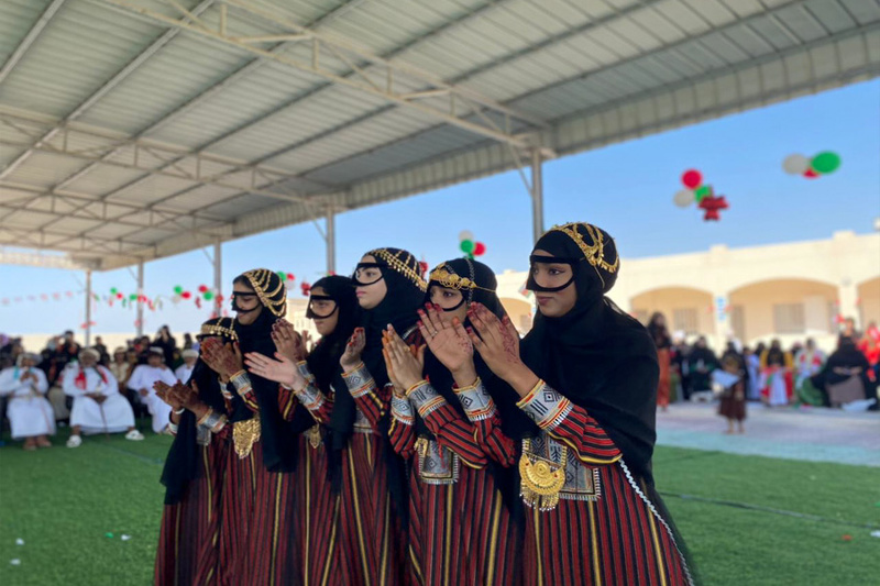 مدارس تعليمية الوسطى تحتفل بالعيد الوطني الثاني والخمسين المجيد