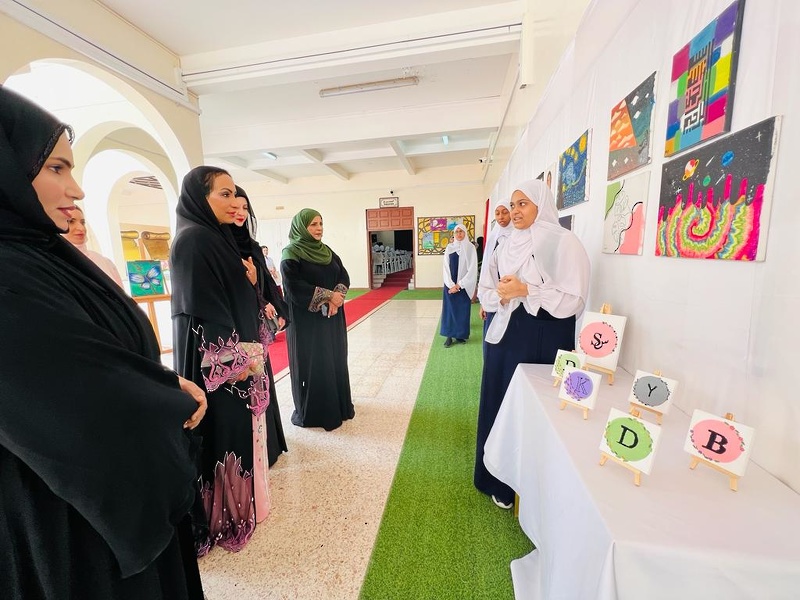 تكريم المجيدات بمدرسة عائشة بنت ابي بكر للتعليم الأساسي