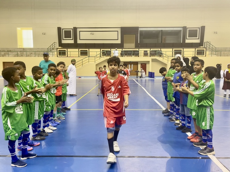ختام بطولة كرة القدم للصالات لفئة البراعم لمدارس تعليمية ظفار 