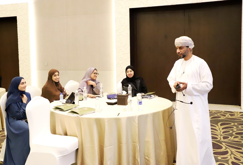 انطلاق الملتقى الطلابي الخليجي للثقافة المالية بمحافظة ظفار