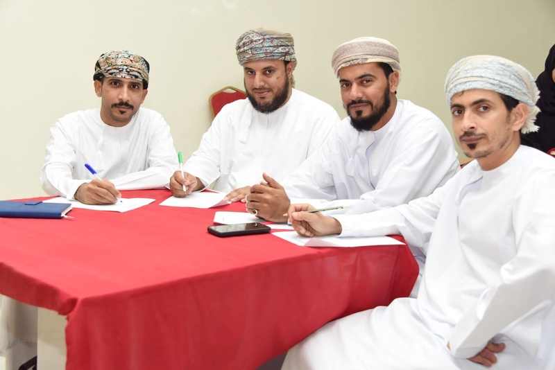 برنامج تدريبي إثرائي للمنتدبين لوظيفة مدير مدرسة 