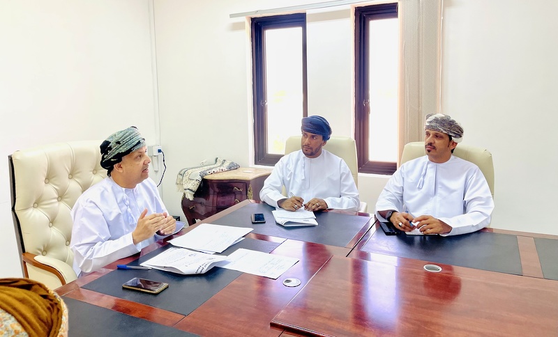 تعليمية ظفار تناقش خطط وآلية تنفيذ مبادرة أسبوع الأمن الإلكتروني