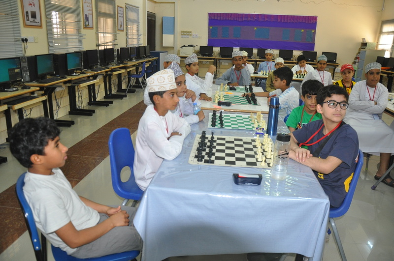  للأسبوع الثاني على التوالي تواصل فعاليات المراكز الصيفية للطلبة بمحافظة الظاهرة