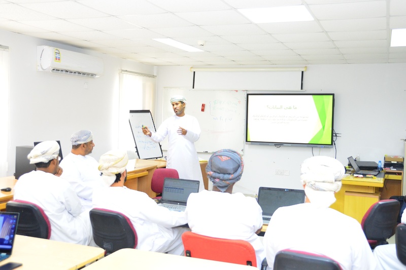 بدء الورشة التدريبية على حقيبة المهارات الرقمية الإلكترونية بتعليمية محافظة جنوب الشرقية