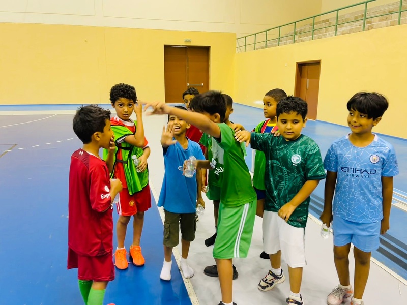 انطلاق بطولة بوكاري سويت لكرة القدم لمدارس محافظة ظفار