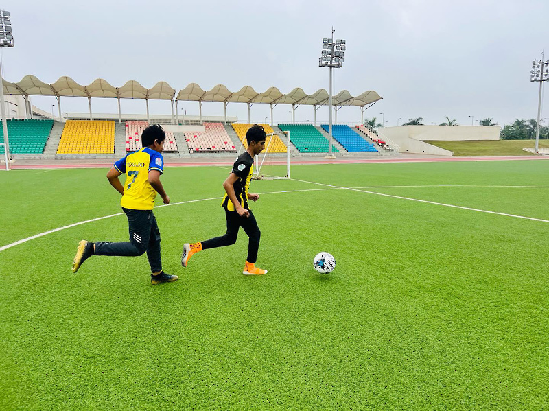 تواصل فعاليات المركز الصيفي بمركز أسامة بن زيد للبنين بصلالة