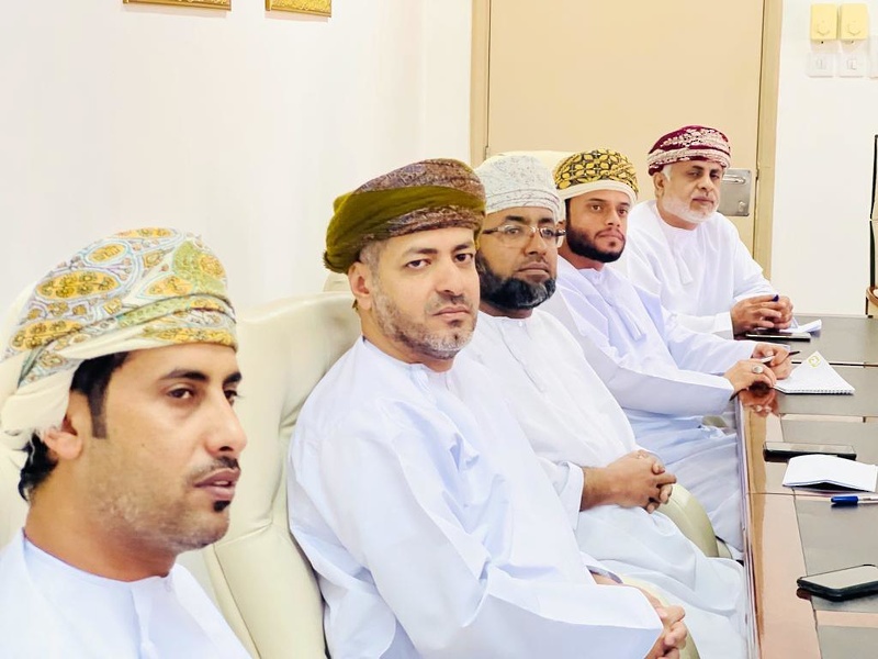 تعليمية ظفار تنفذ ورشة لتطبيق محاكاة لاعتماد التقييم السنوي لأداء الموظفين والتعريف بالتدوير الوظيفي 