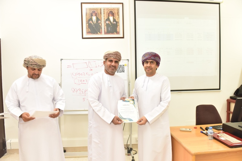 اختتام البرنامج التدريبي مهارات متقدمة في برنامج الجداول الحسابية (الاكسل) بتعليمية محافظة الظاهرة 