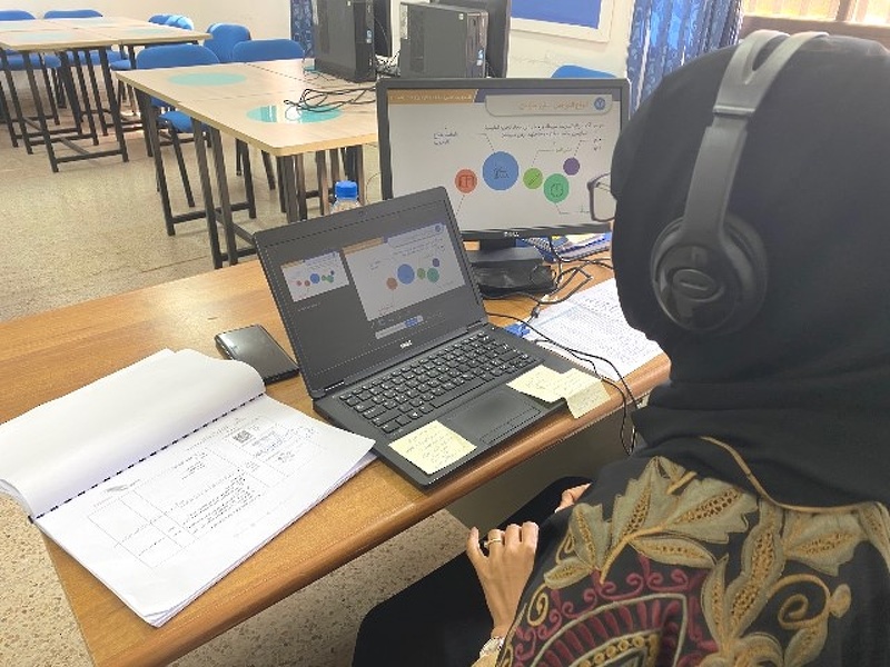 تعليمية ظفار تبدأ التدريب  لبرنامج التعليم عن بعد لفئة المشرفين ومدربي المعلمين للمرحلة الثانية للحلقة الثانية ما بعد الأساسي (٥-١٢)