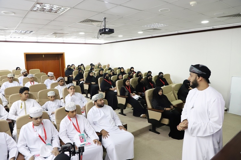 انطلاق المعسكر الصيفي رواد المستقبل بتعليمية ظفار 