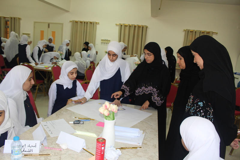 تنظيم برنامج  شل إنكسبلوررز لطلبة مدارس محافظة الظاهرة