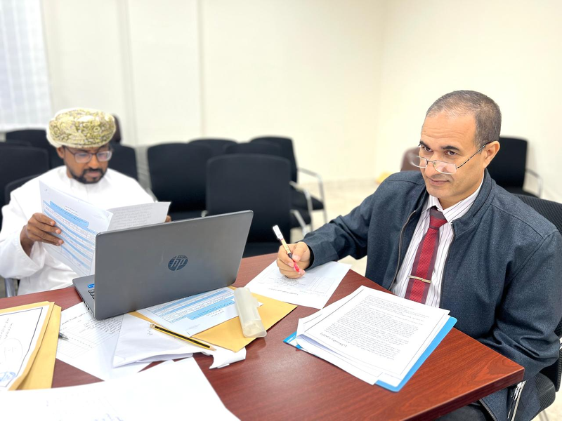 تقييم مسابقة القصة القصيرة (إبداعات قلم) في مادة اللغة العربية بتعليمية ظفار