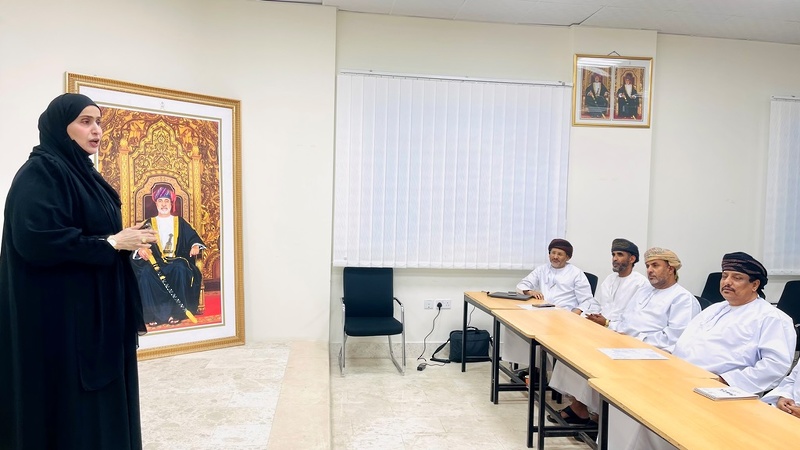 دائرة الإشراف التربوي بتعليمية ظفار تنفذ مشغلاً تدريبياً