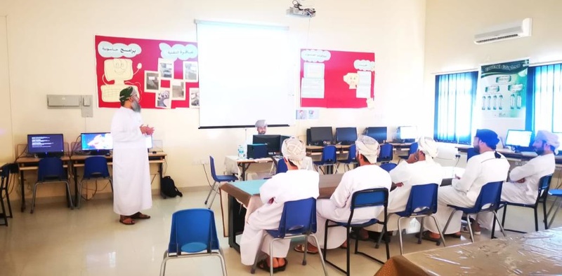 تنظيم لقاء تعريفي لنظام إدارة الجودة بمدارس محافظة الظاهرة 