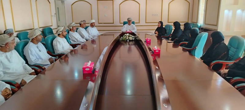 الاحتفال بتكريم المعلمين والطلبة المجيدين في مسابقات أولمبياد الابتكار والروبوت والذكاء الاصطناعي بتعليمية محافظة الظاهرة 