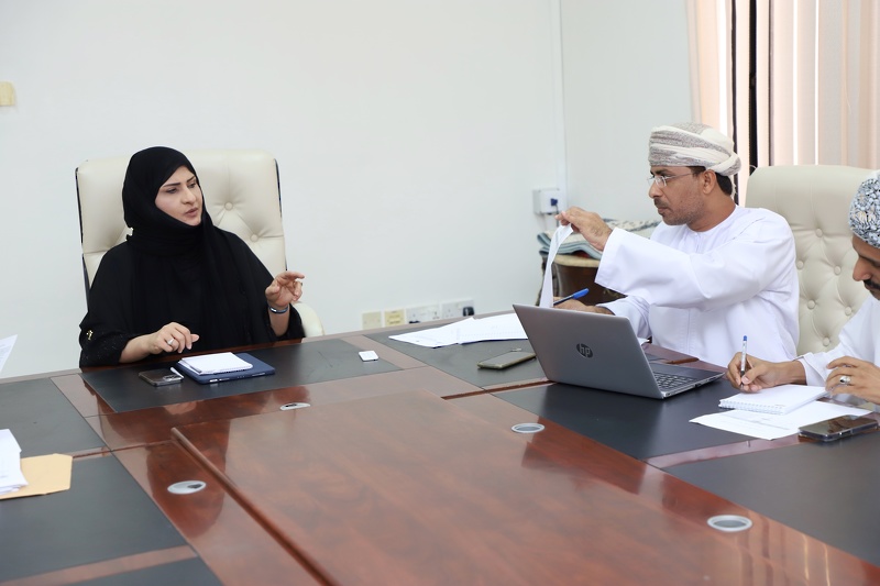 الاجتماع الثاني للجنة اللامركزية لمناقشة خطة جائزة أوميفكو للإبداع المدرسي بتعليمية ظفار للعام الدراسي ٢٠٢٣ / ٢٠٢٤م.