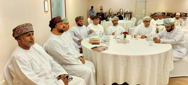 فريق من المديرية العامة للمدارس الخاصة يختتم زيارته للمدارس الخاصة بتعليمية ظفار 