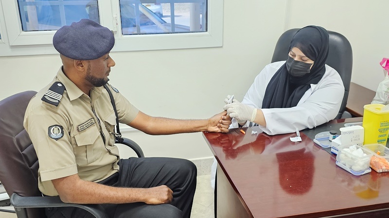 دائرة التوجيه المهني والارشاد الطلابي تقيم فعالية لإحياء باليوم العالمي للسكري