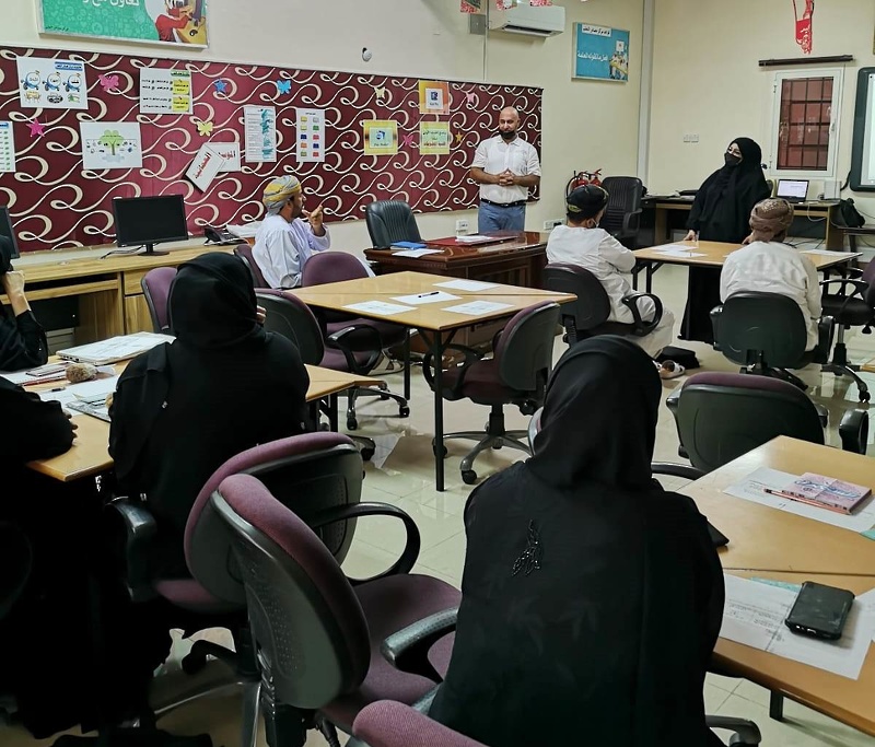 تنفيذ برنامج طرق تنمية المهارات الأساسية في مادة اللغة العربية بمدرسة السلطان قابوس (1-10) 