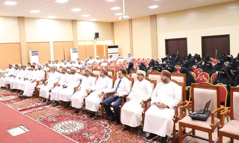ورشة تدريبية لمشروع حلول الطابعات في مدارس محافظة ظفار